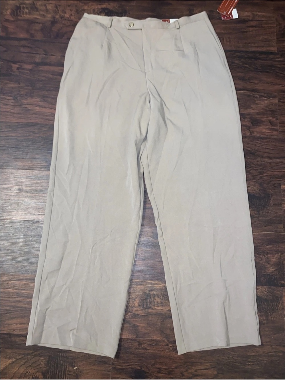 JM Collection Women's Cropped Dress Pants in Light Beige